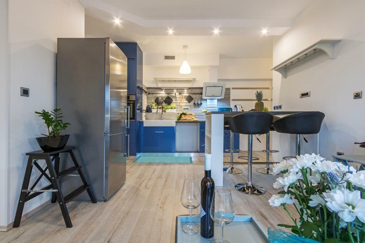 Apartment Danijela I Pula Buitenkant foto