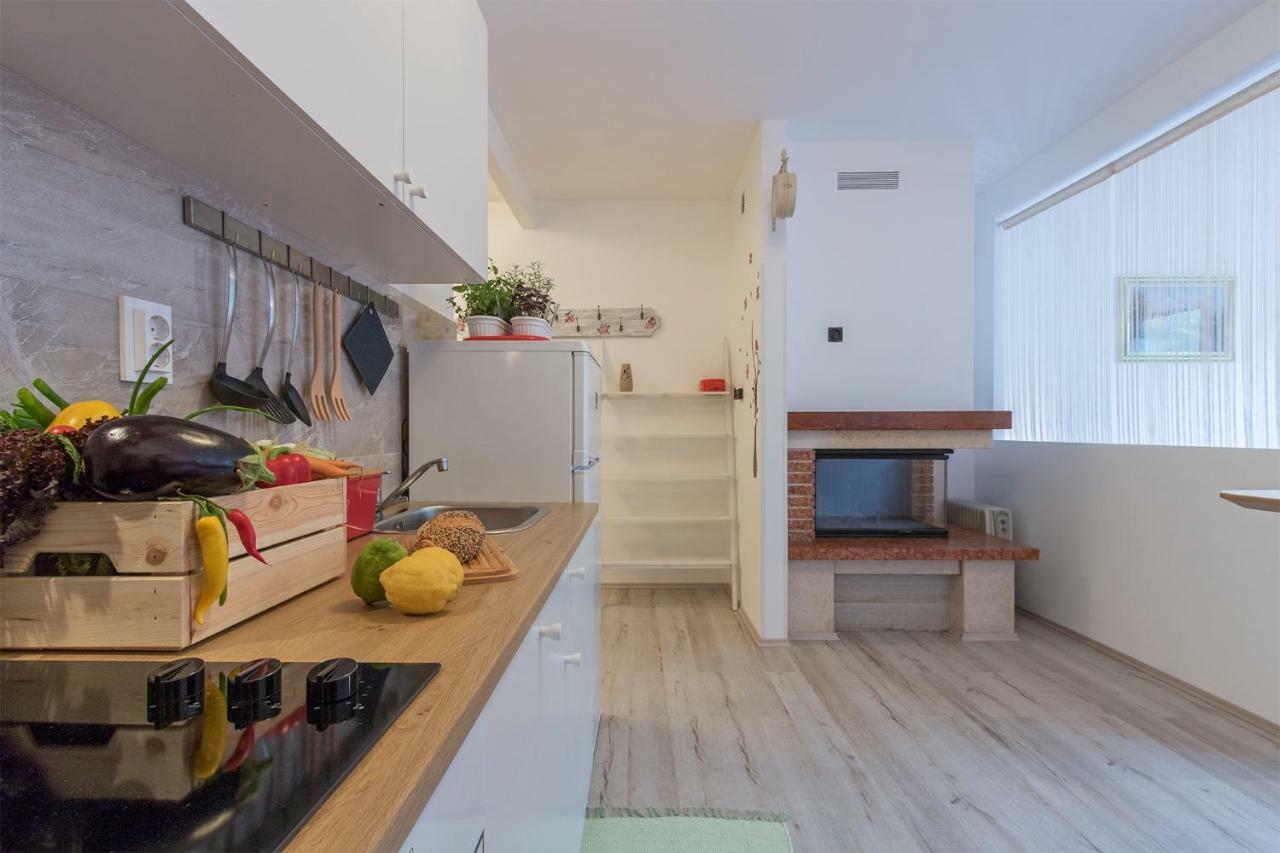 Apartment Danijela I Pula Buitenkant foto