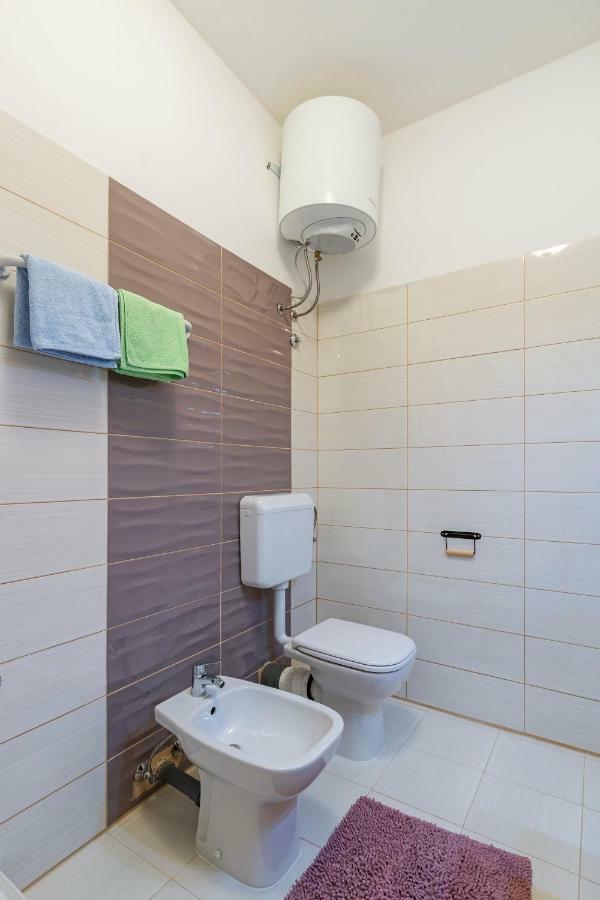 Apartment Danijela I Pula Buitenkant foto