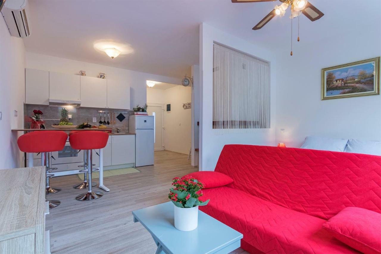 Apartment Danijela I Pula Buitenkant foto